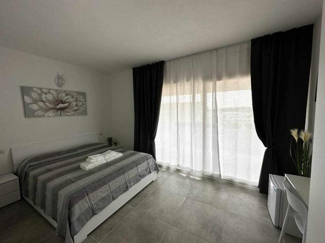 Doppelzimmer mit Balkon